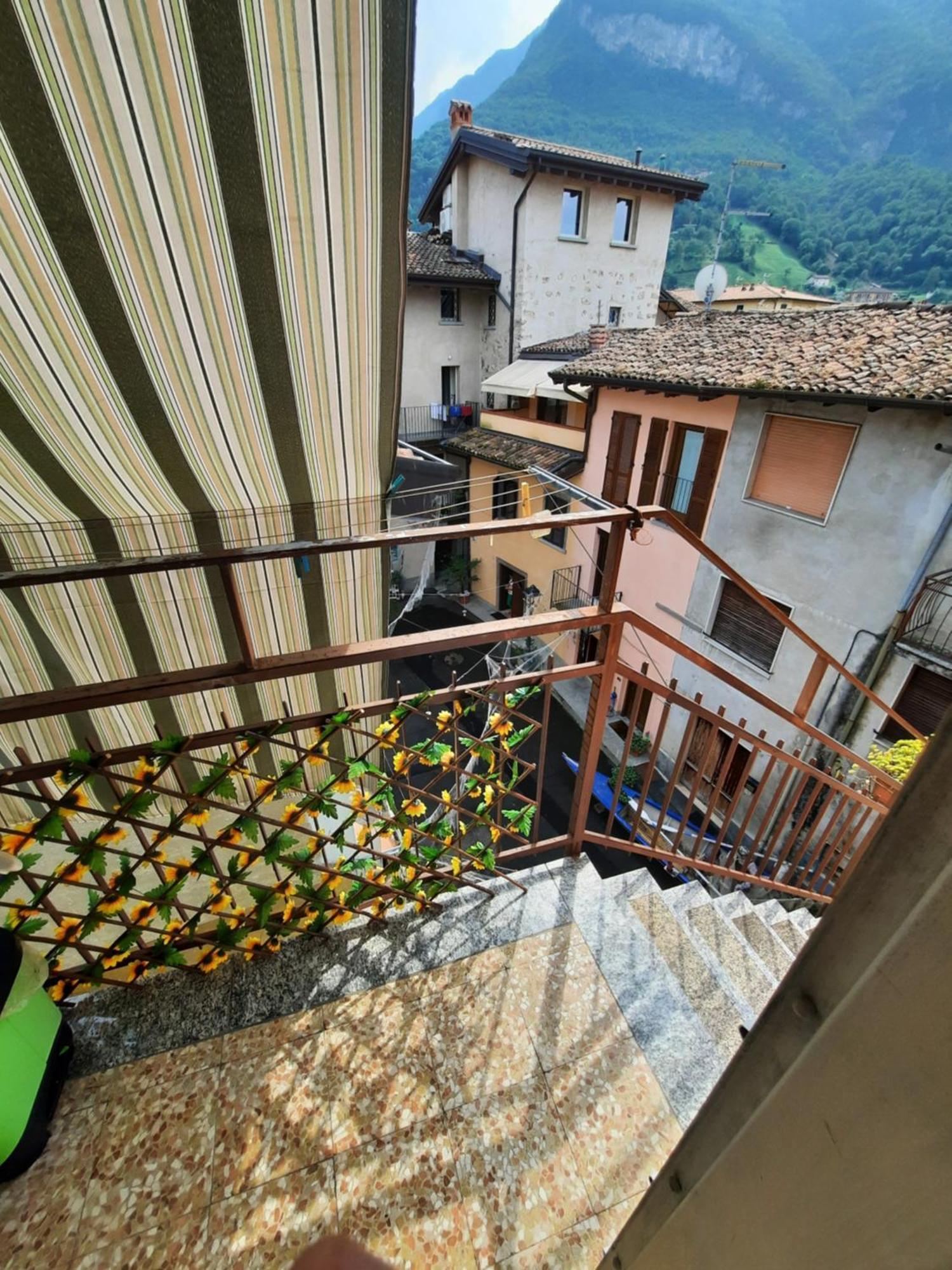 Casa Alessia Lägenhet Pisogne Exteriör bild